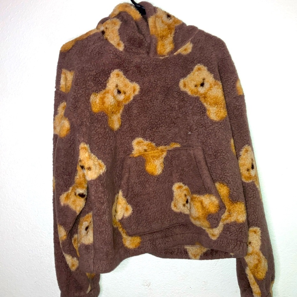 Cute teddy bear sweater